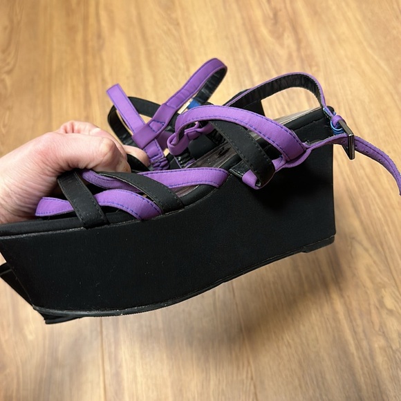 Forever 21 platform sandals - Picture 3 of 4